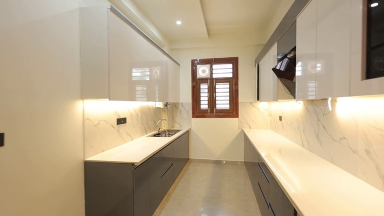 Bedroom — Golden Avenue NH-24